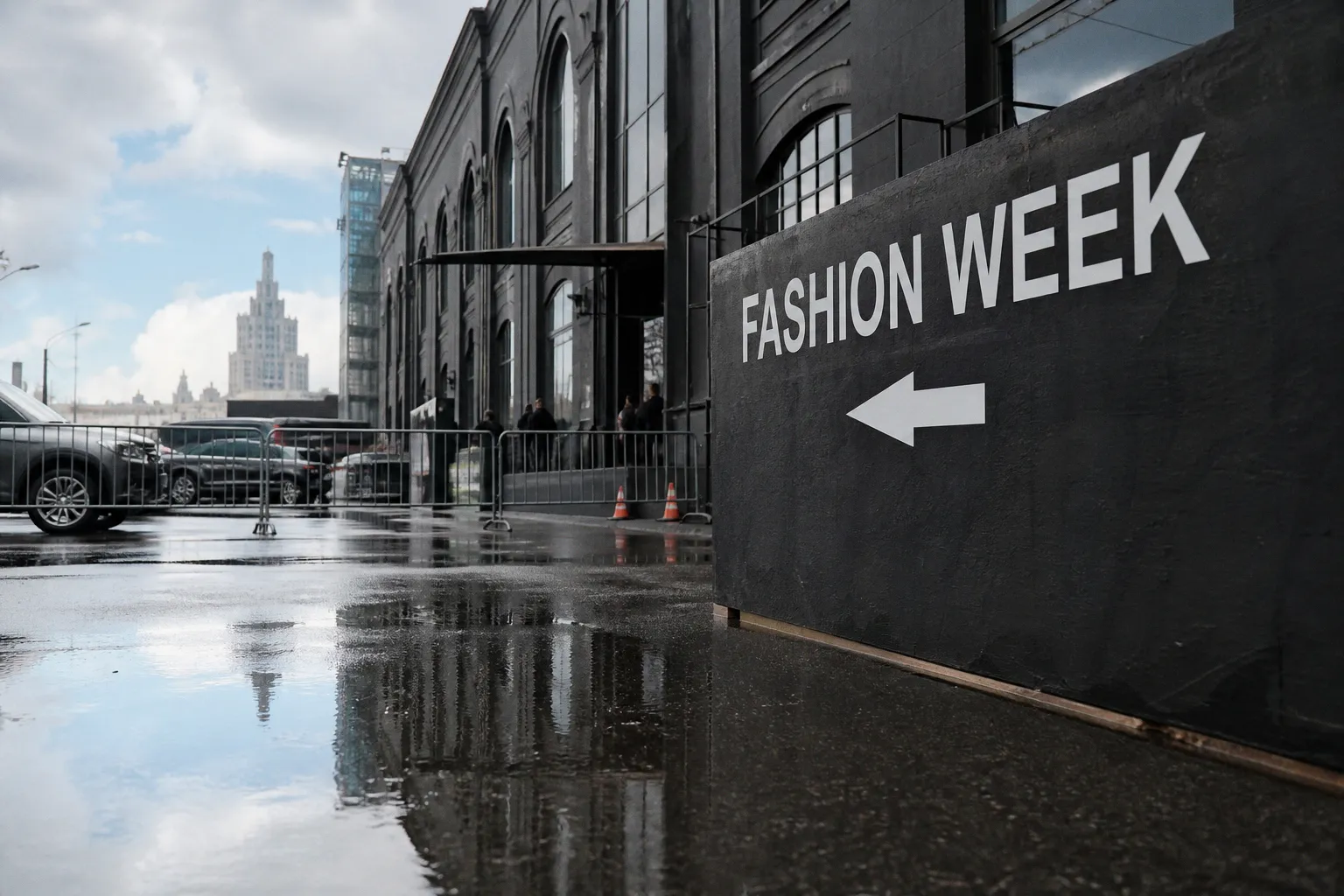 Звёздный состав на подиуме BYS Fashion Week: стоит ли доверять медийному шуму